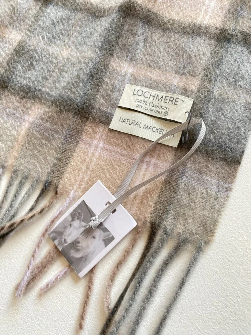 Lochmere 100% Cashmere NWT Plaid Scarf Beige Check Fringed Luxury Scarf 12